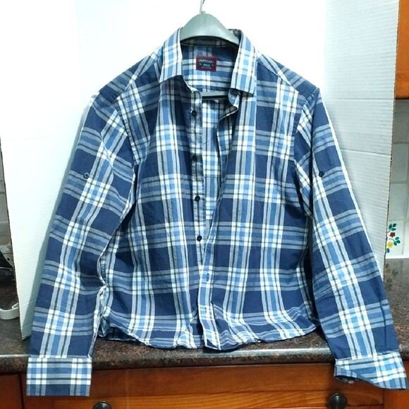 UNTUCKit Blue and White Checkered Shirt - Picture 1 of 5